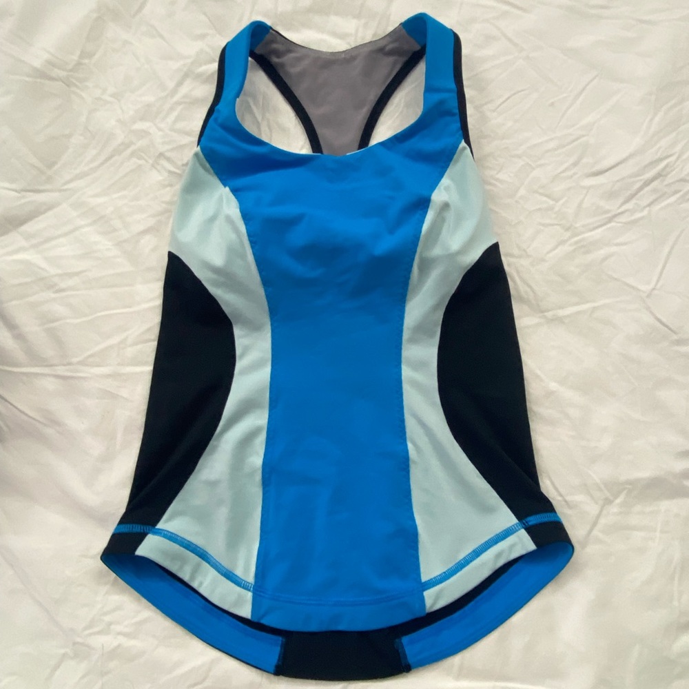 Lululemon workout top